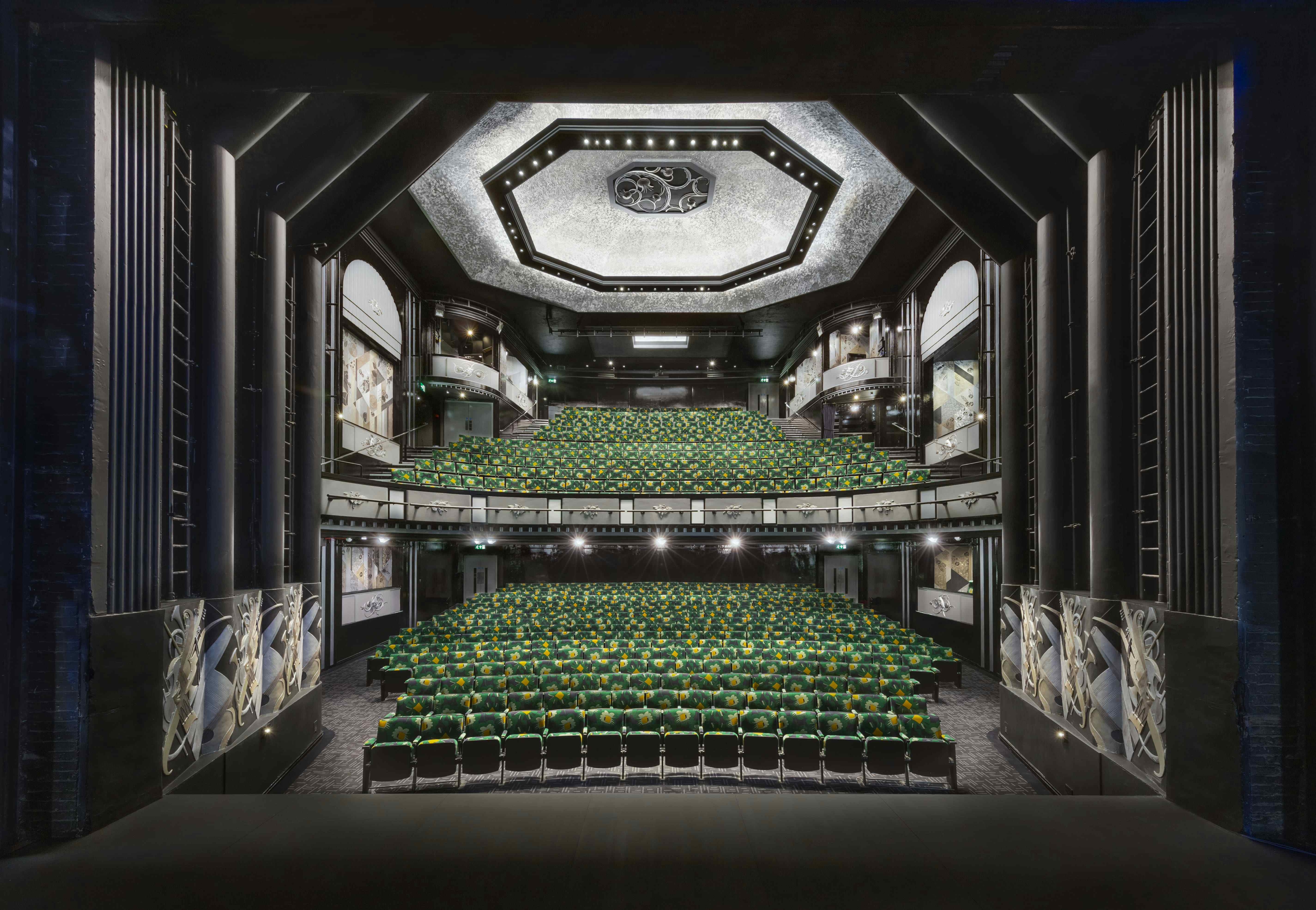 Trafalgar Theatre , Trafalgar Theatre